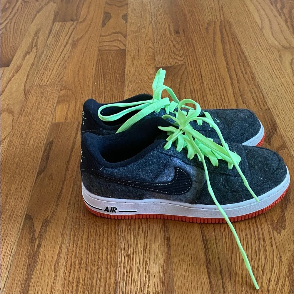 Nike Air Force 1 - LV8 Black/Ghost Green Size 4 - Picture 3 of 6